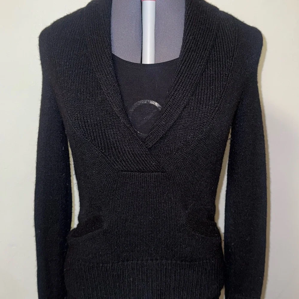 J. Crew Black V-Neck Women's Sweater - Picture 1 of 2